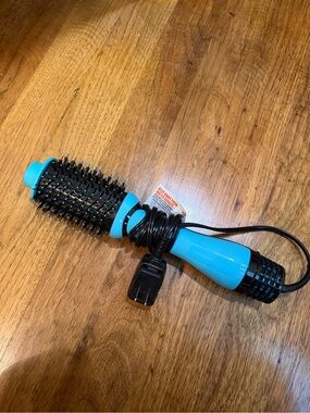 Revlon Hot Air Styling Brush